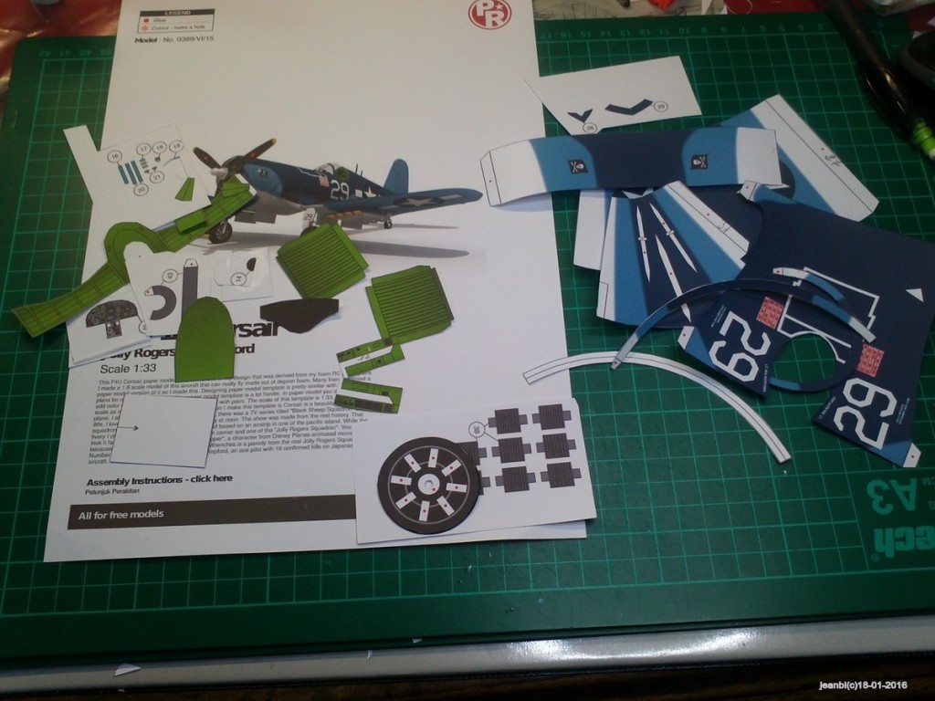 f4u006