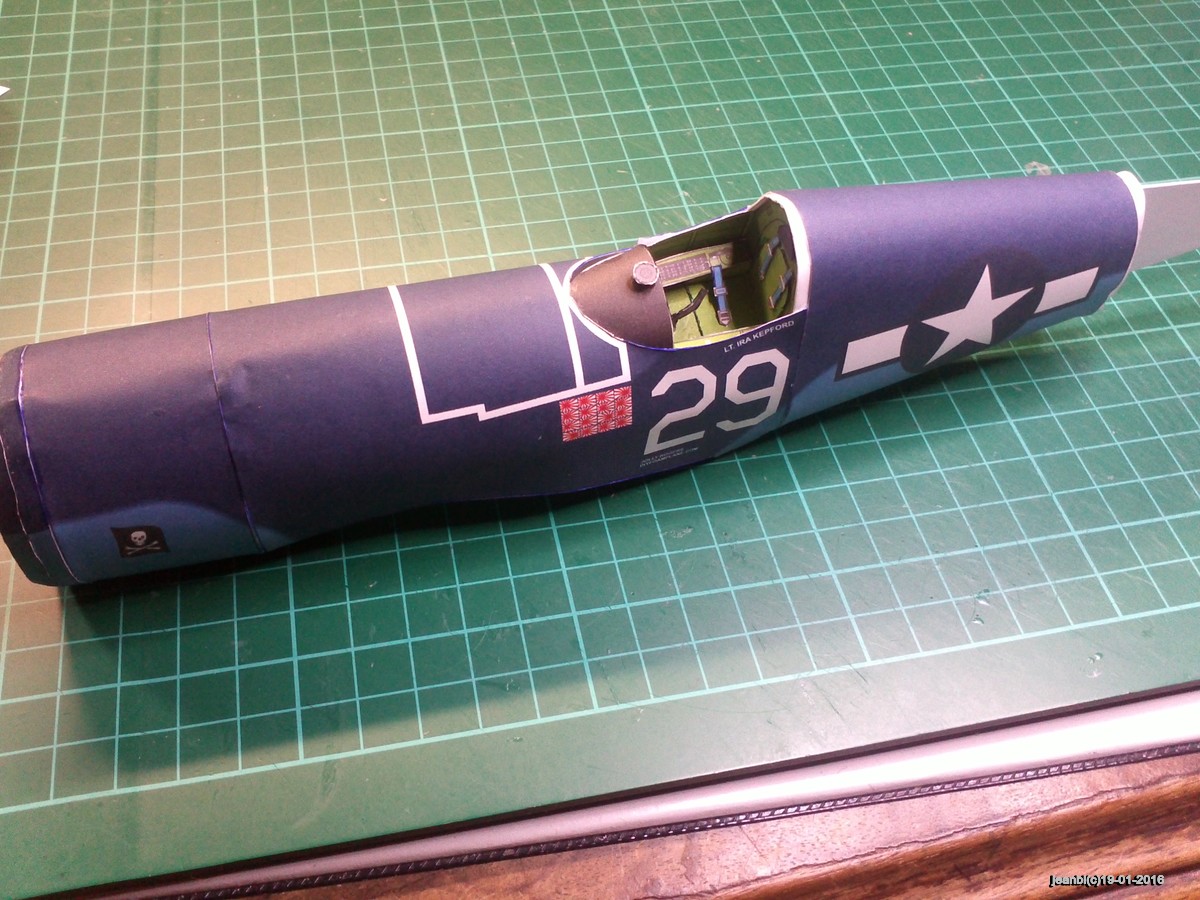 f4u024
