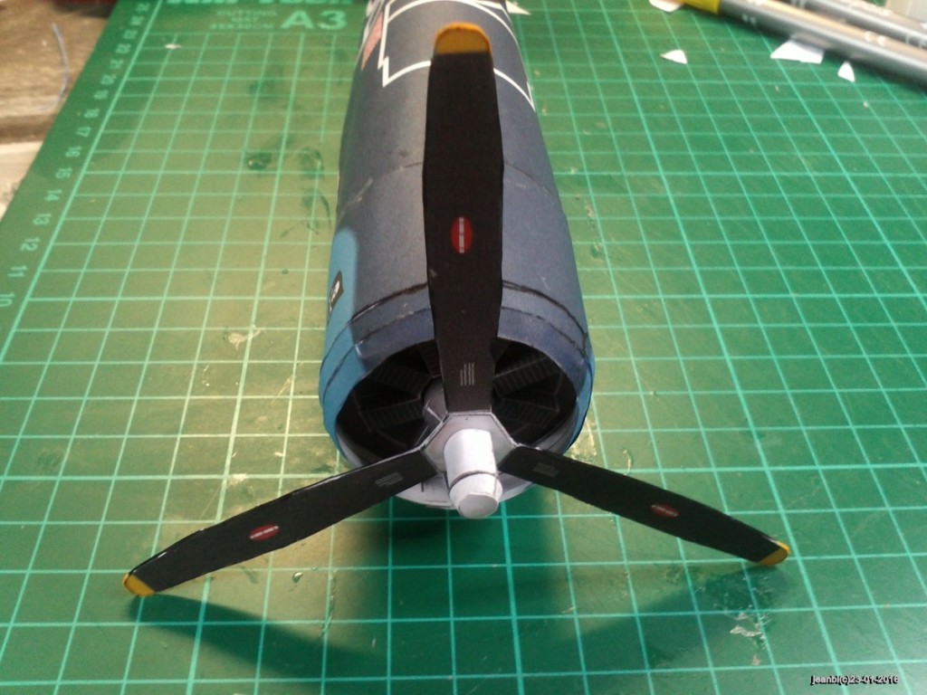 f4u041