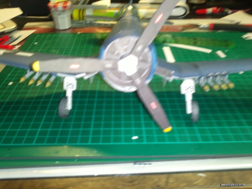 f4u060